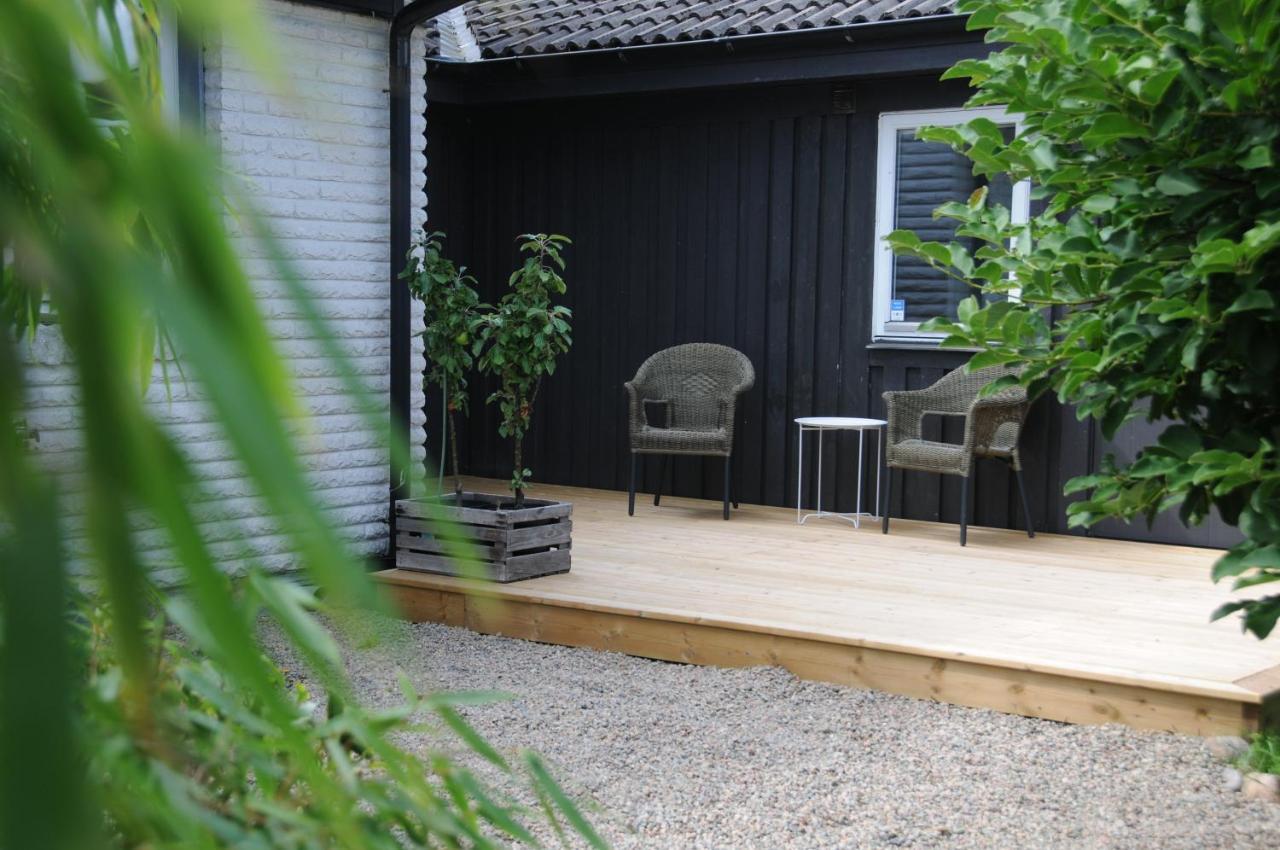 Surfers Guesthouse Åsa Dış mekan fotoğraf