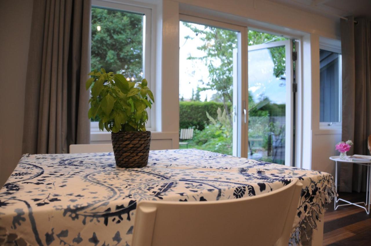 Surfers Guesthouse Åsa Dış mekan fotoğraf